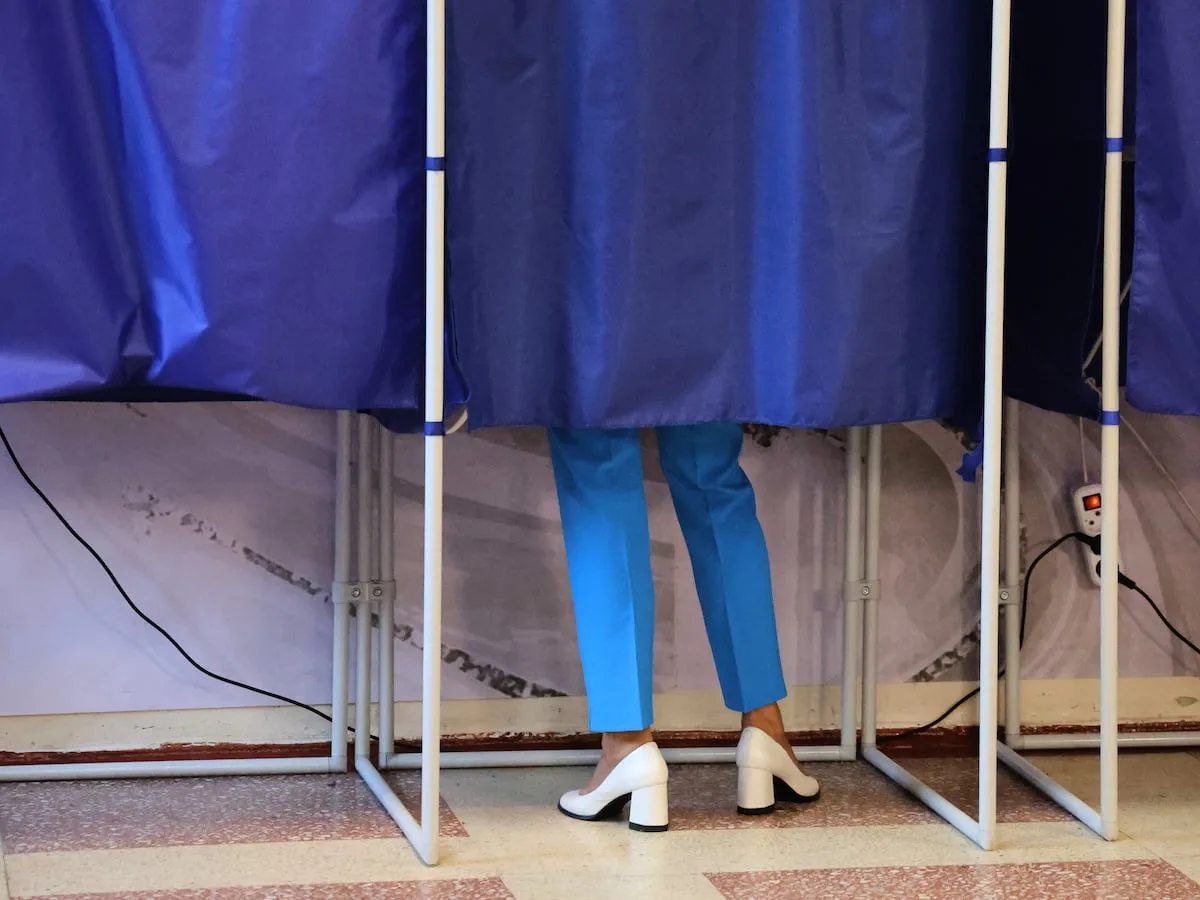 Main Kremlin party keeps control of Russia’s parliament after carefully orchestrated vote