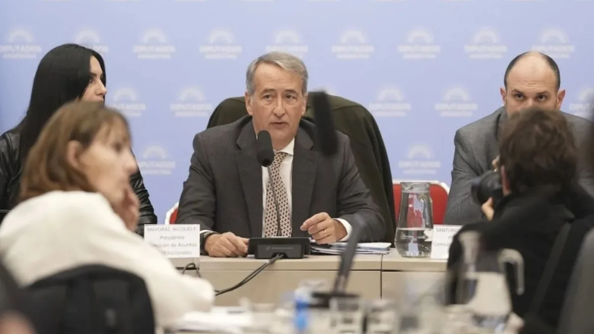 El Gobierno acordó con los aliados restituir los límites a la venta de tierras para blindar el DNU 70/23