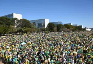 Población brasileña alcanza 214,2 millones de habitantes
