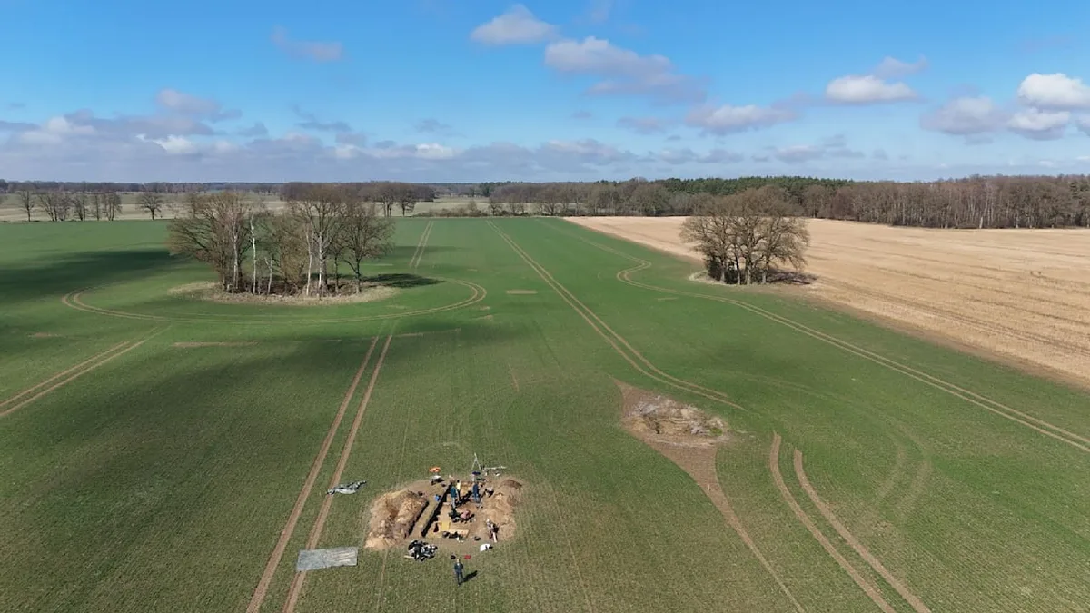 Sensationsfund in Brandenburg - 2800 Jahre alter Tempel unter Acker entdeckt