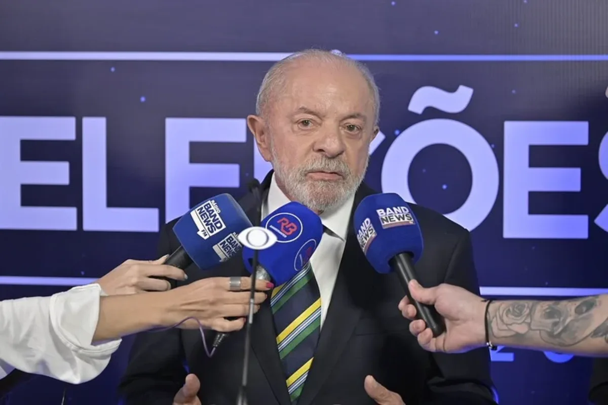 Em entrevista, Lula desafia Flávio a abrir sigilos bancário e telefônico até próximo debate