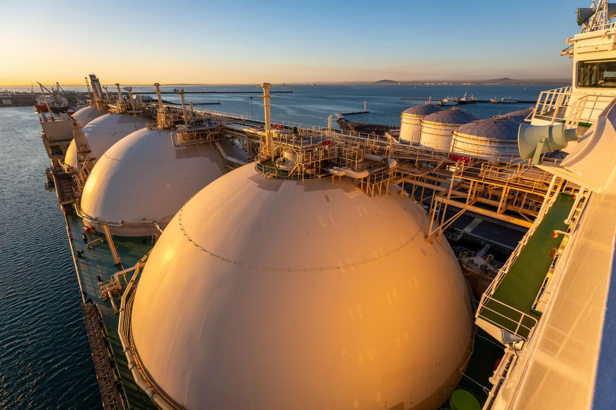 PNGRB clears IGX platform to book unused LNG regasification capacity
