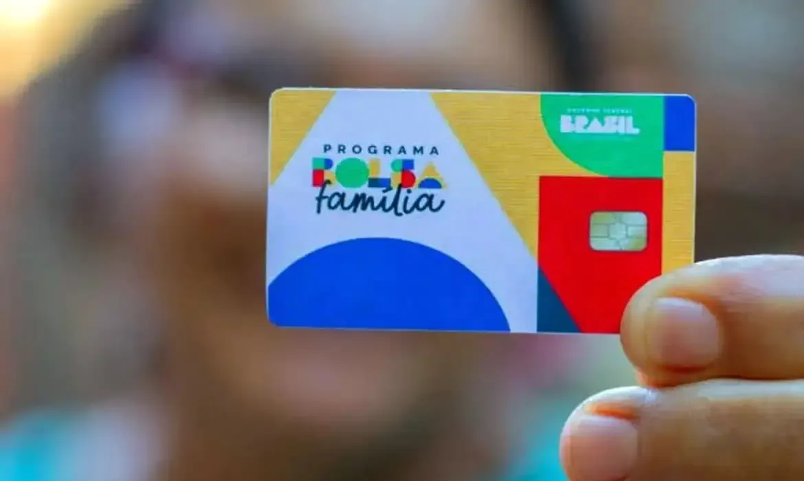 Beneficiários com NIS de final 8 recebem Bolsa Família de agosto