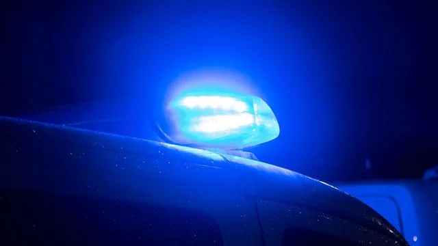 Unfall: 16-Jähriger stirbt nach Zusammenstoß mit Lkw