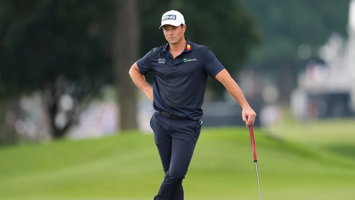 Hovland surges to a 1-shot lead at Tour Championship with cast of challengers lined up behind him