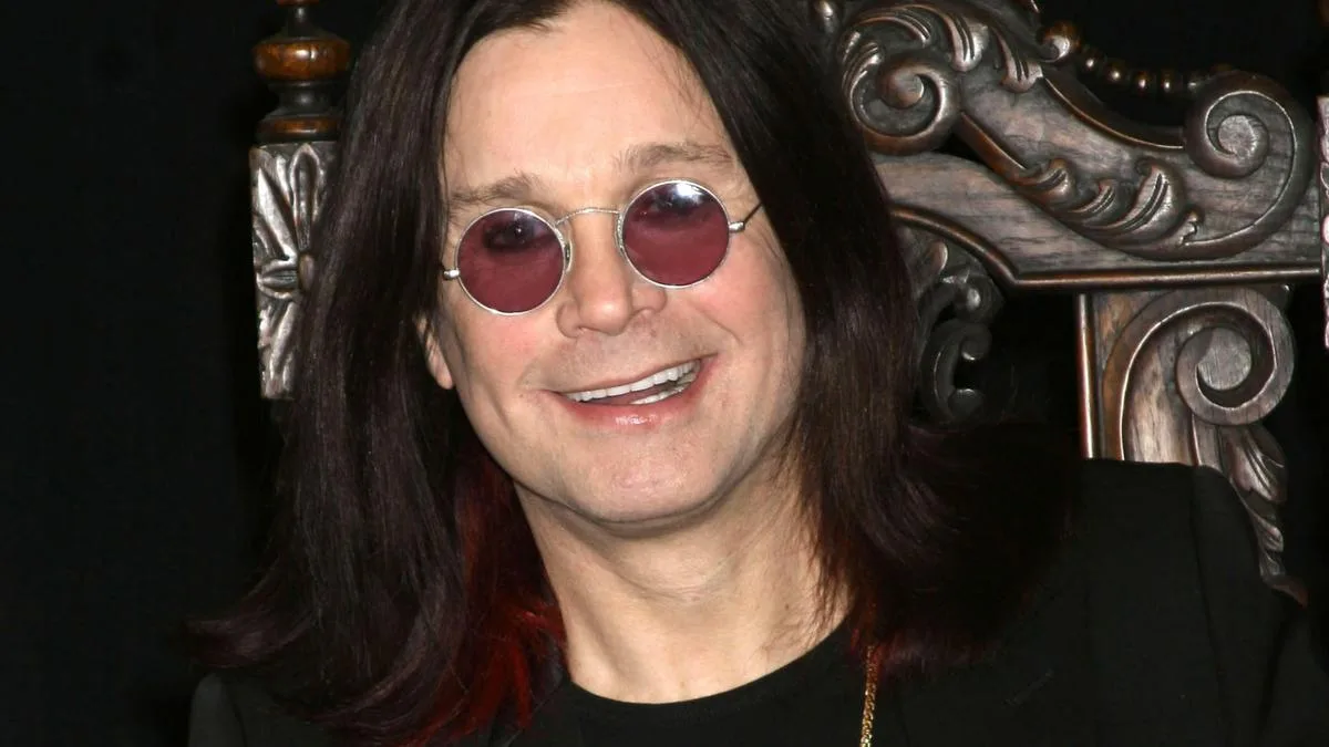 Ozzy Osbourne sent Tony Iommi a Guinness bar during cancer battle