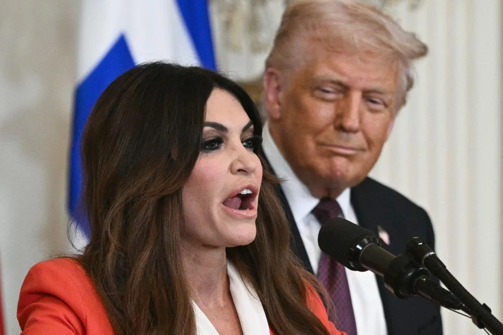 La Casa Blanca fulmina a su embajadora en Grecia tras un cúmulo de escándalos y conflictos de interés