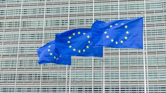 Guerra na Ucrânia. UE reforça sanções contra Rússia