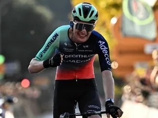 VIDÉO. Une accélération brutale, Evenepoel battu… Revivez l’attaque décisive de Seixas sur le Tour de Lombardie