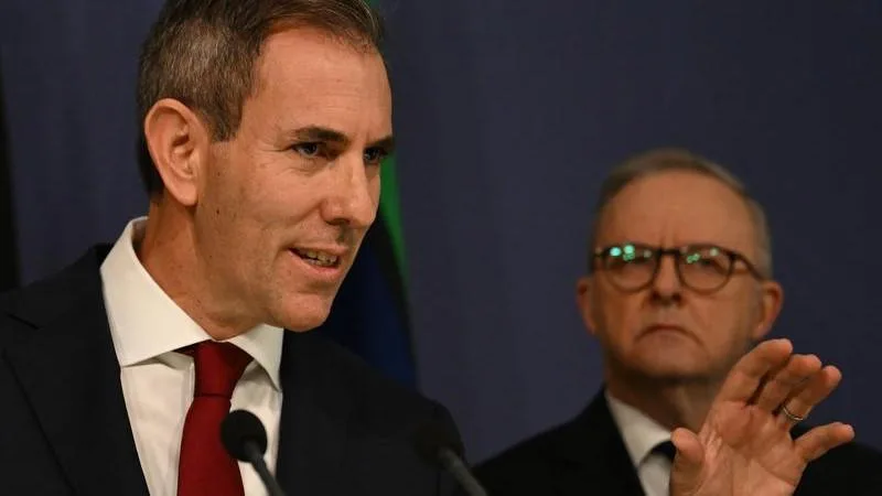 Record high as Australian federal gross debt ticks over $1 trillion for the first time