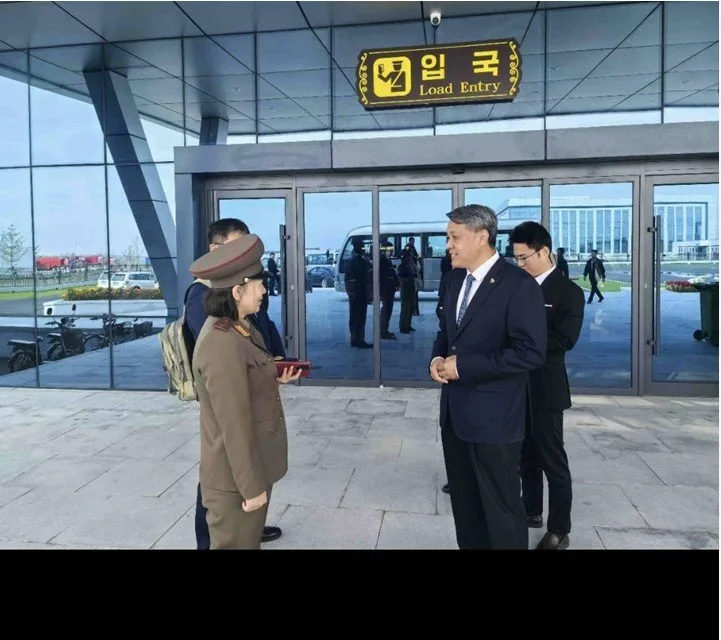 주북 中 대사, 신압록강대교 참관…“북중 사회주의 발전 적극 기여”