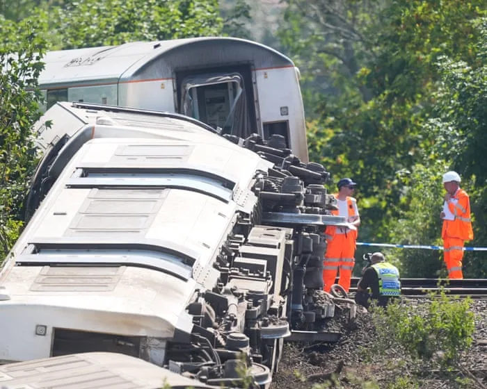 Lewes derailment: images show track defect before incident on hottest day