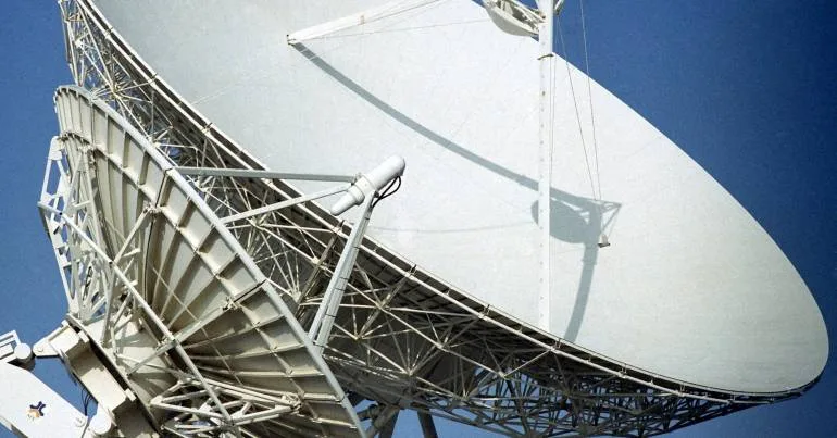 NOS participa em projeto piloto que combina 5G e satélite