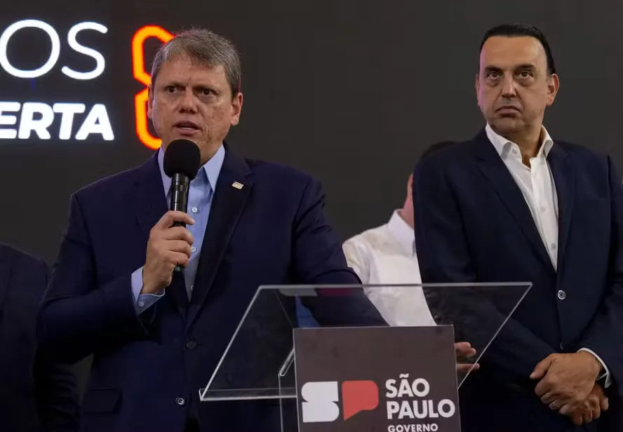 Empresa do vice de Tarcísio fez remessas irregulares via conta do “doleiro dos doleiros”, revela Intercept