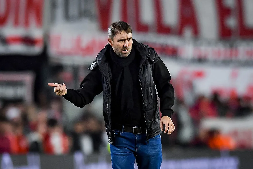 Técnico Eduardo Coudet define futuro no River Plate após eliminação na Sul-Americana
