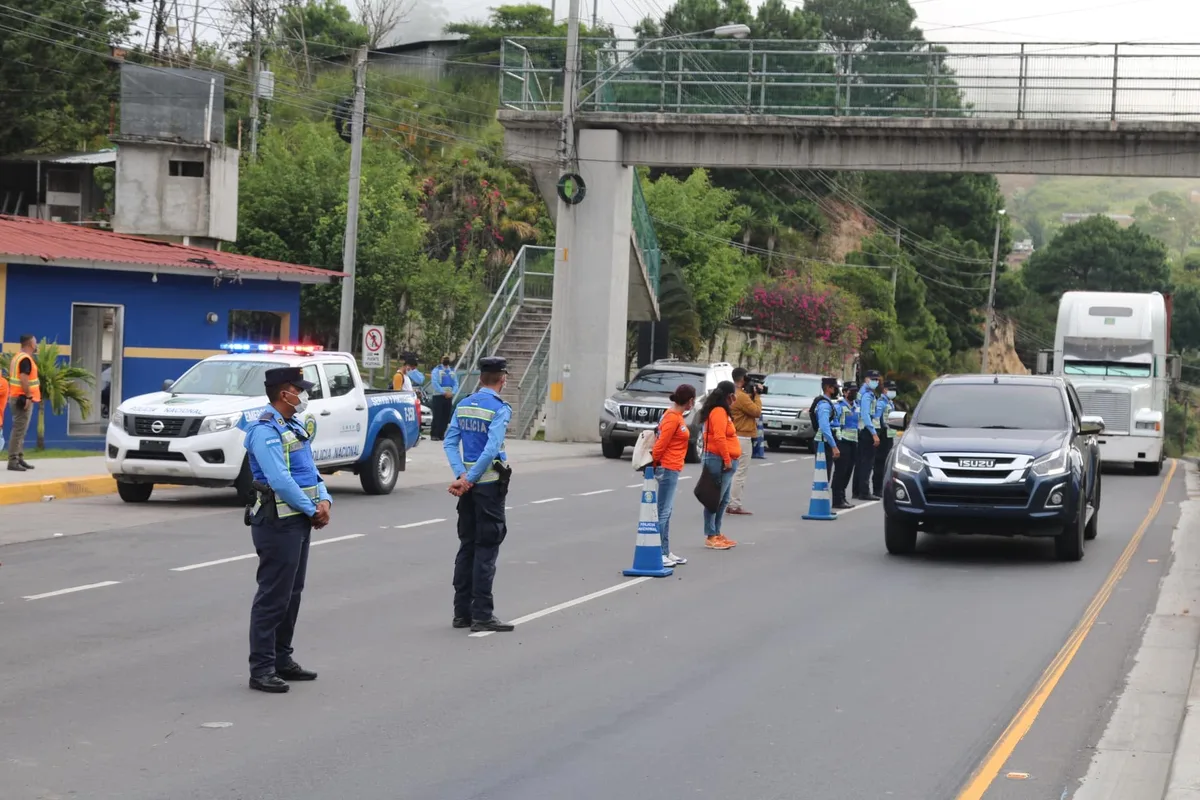 Honduras decomisa más de 3,800 licencias de conducir durante el Feriado Morazánico