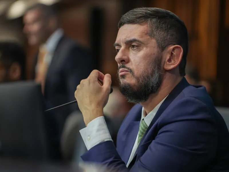 1ª Turma do STF forma maioria para tornar Rodrigo Bacellar réu