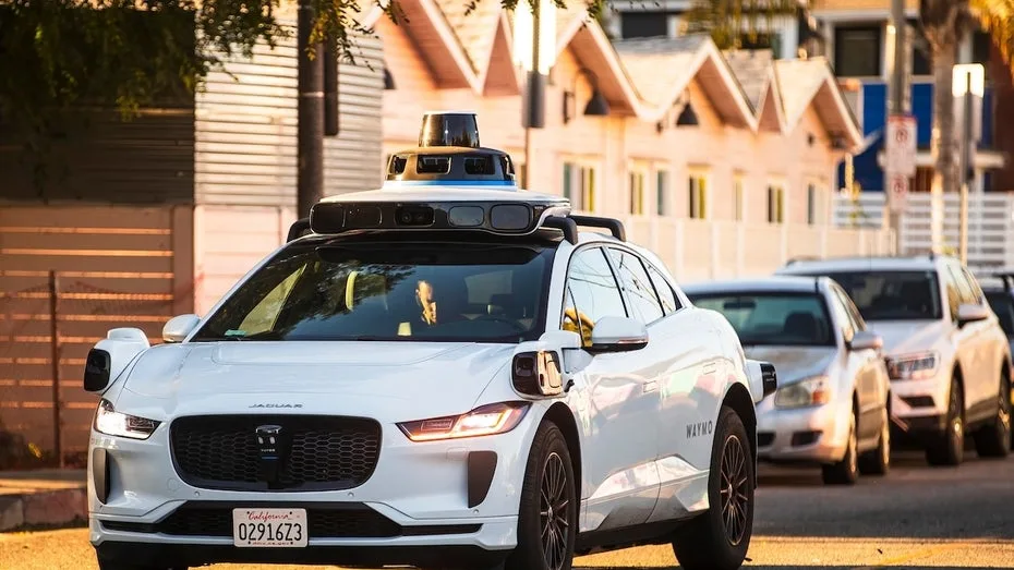 Waymo kommt nach Deutschland: Wann und wo die Robotaxis fahren sollen