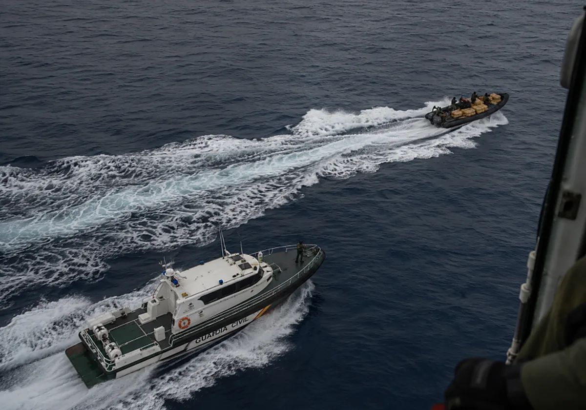 La Guardia Civil denuncia el «vergonzoso abandono» ante el narcotráfico en la Frontera Sur