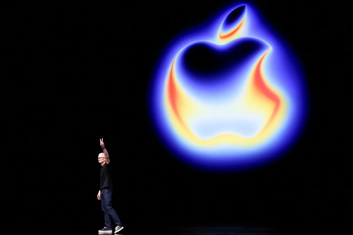 Apple recorta empleos en Silicon Valley antes del cambio de CEO y la ofensiva en inteligencia artificial: qué áreas y ciudades fueron afectadas