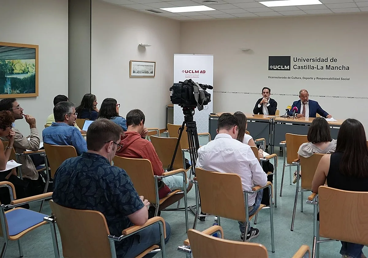 La UCLM cierra su 40 aniversario con cuatro cursos de verano sobre juventud, ciencia, redes e inteligencia artificial