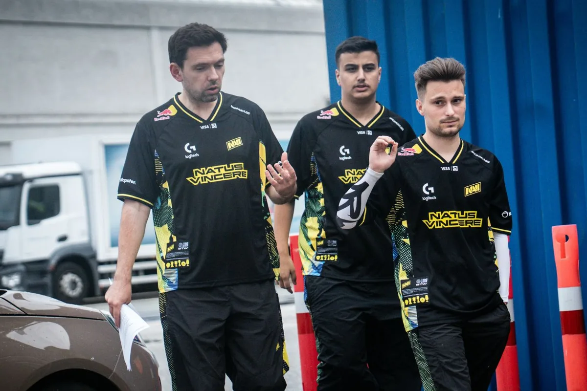 NAVI вылетела с BLAST Open Porto 2026 после поражения от G2