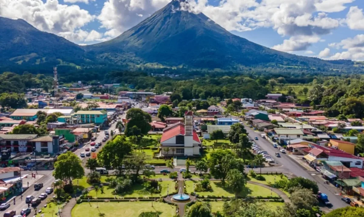 Arenal Fortuna, uno de los principales destinos turísticos de Costa Rica, gana premio iberoamericano de sostenibilidad