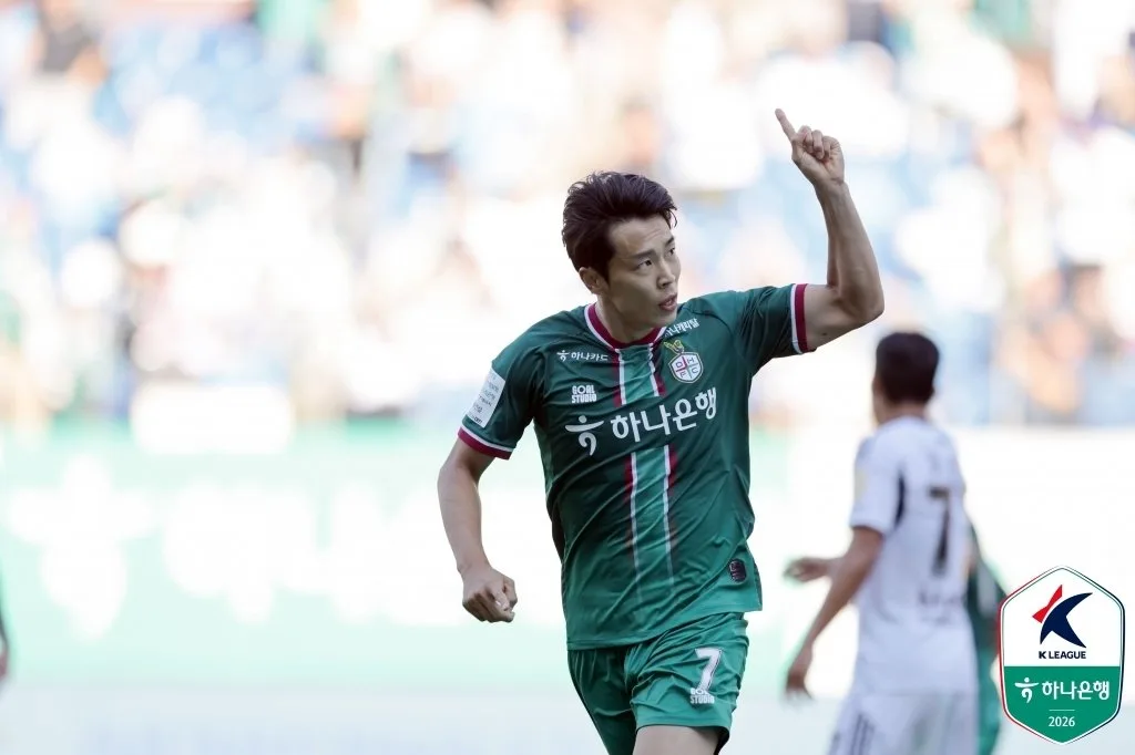 ‘가을 마사 맹활약’ 대전, 2-1 역전승…안방서 18년 만에 전북 제압