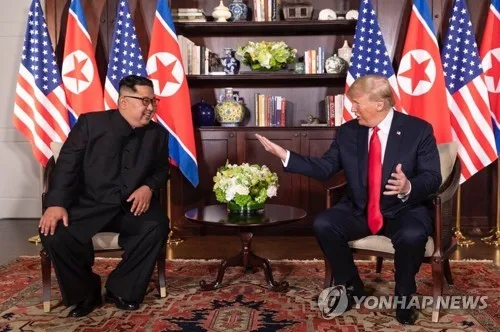 김정은에 연일 대화 손짓하는 트럼프, 11월 中 APEC 계기 만나나