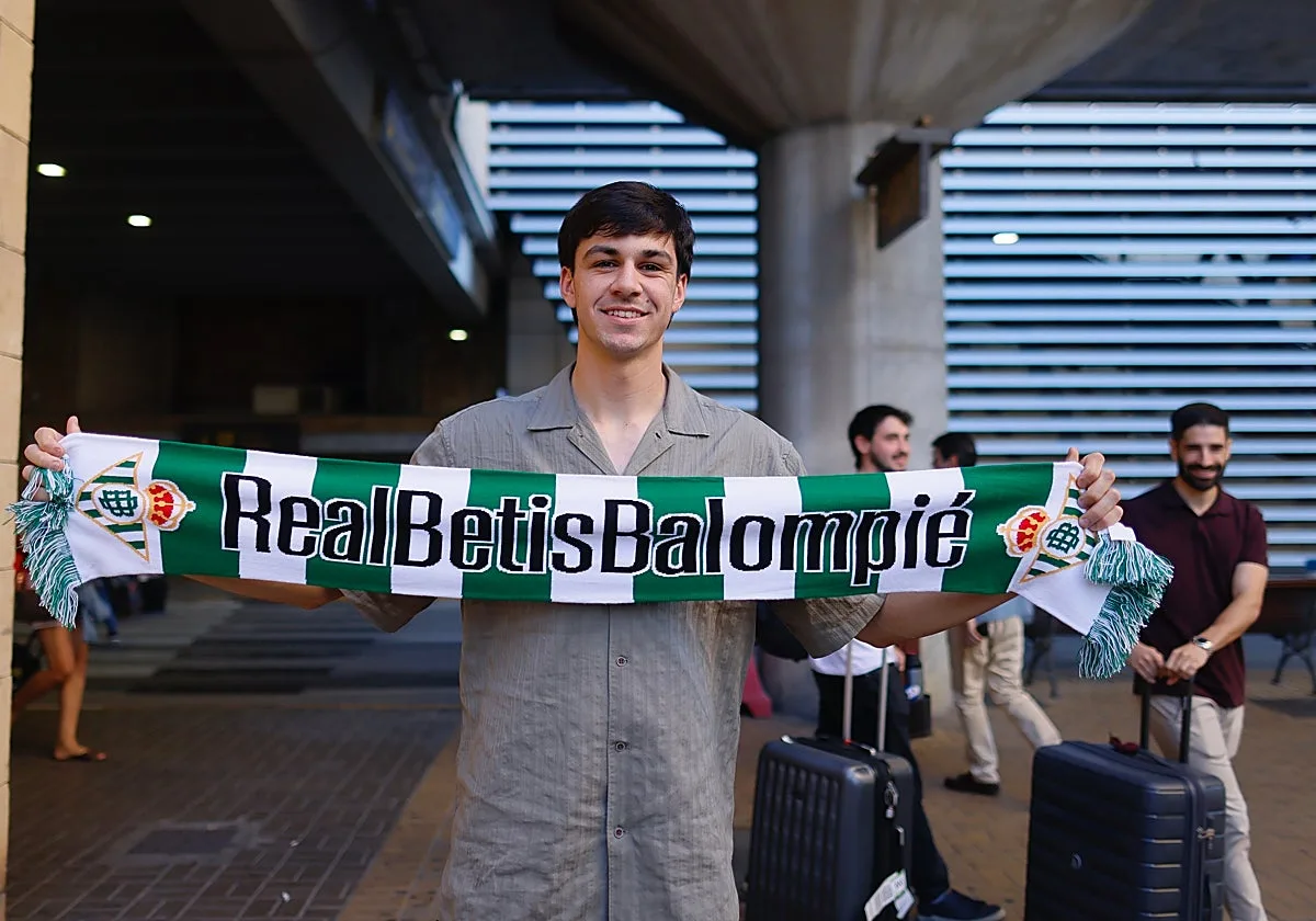 El Betis cierra la cesión de Petit al Cádiz
