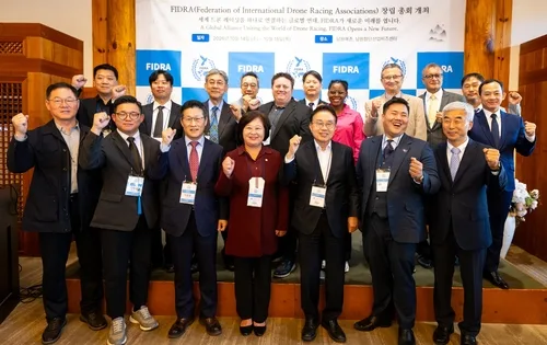 국제 드론레이싱연맹 출범…8개 국가 참여해 남원서 창립총회