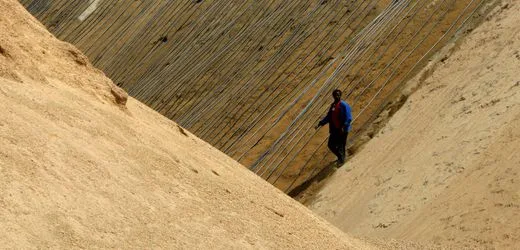 Sudan: Mindestens 72 Tote bei Luftangriff auf Goldmine an Grenze zu Ägypten