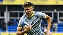 Seven-try Leinster too strong for Clermont