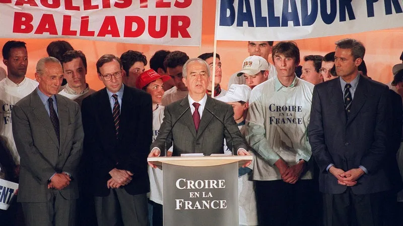 Du statut de favori à son échec au premier tour: la campagne présidentielle ratée d'Édouard Balladur en 1995
