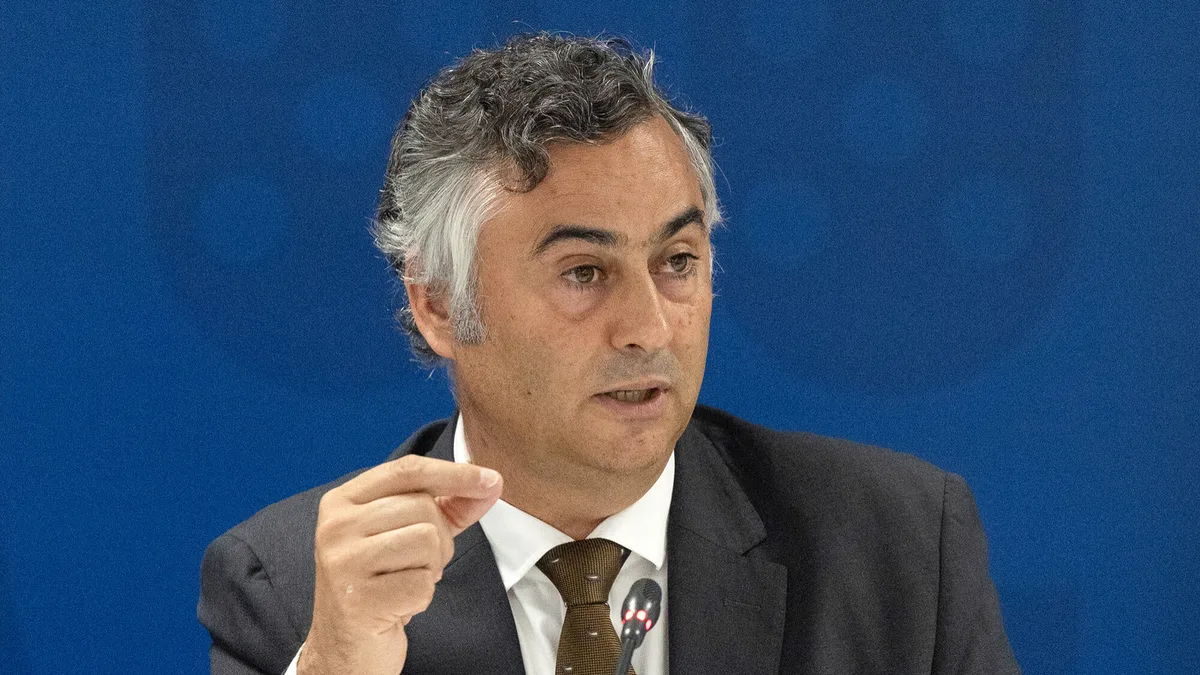 Processo de digitalização “estava bem concebido”, insiste Fernando Alexandre