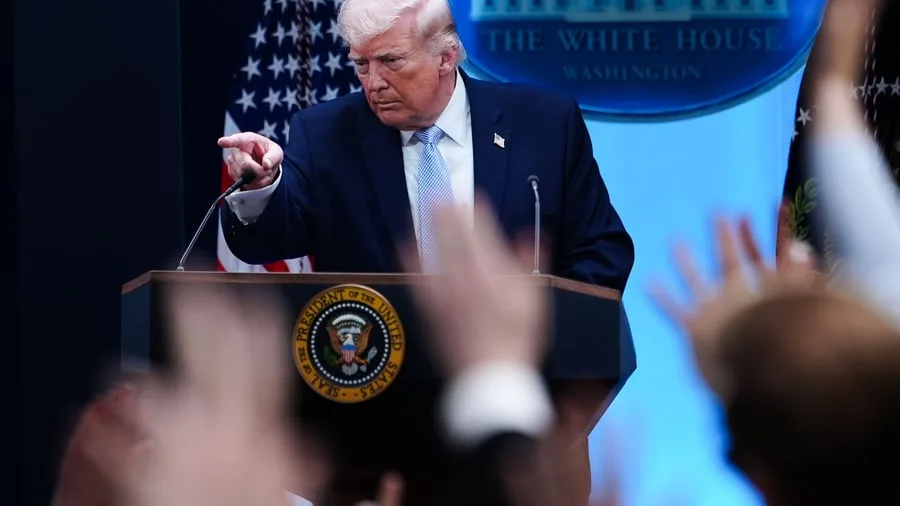+++ USA +++: US-Sender stoppen Berichterstattung über Trump