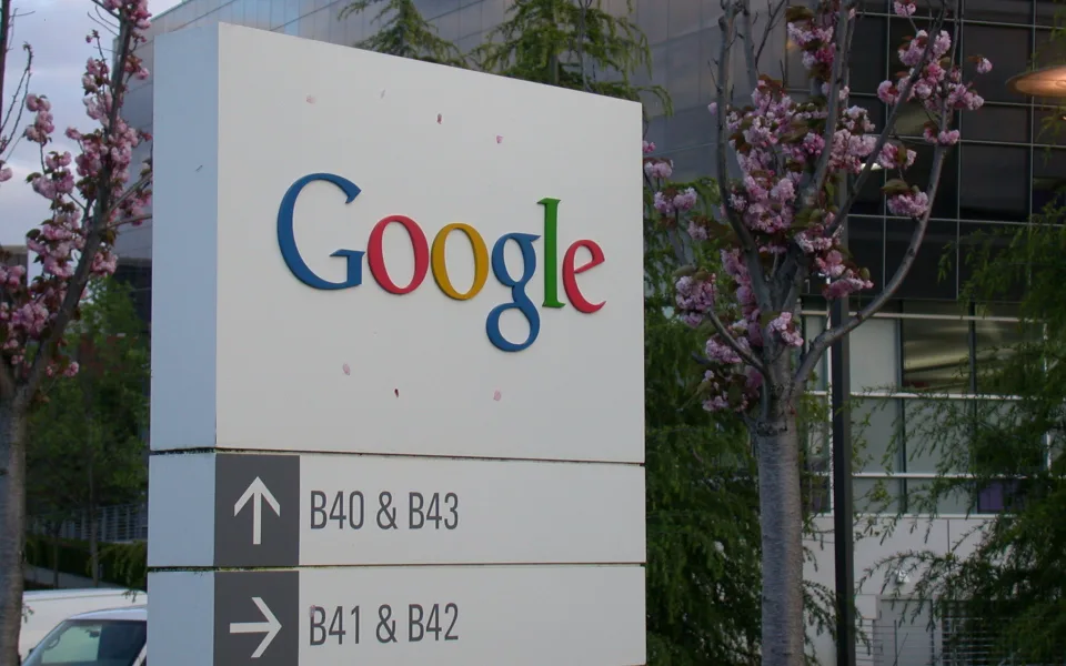 Google Cloud lança versão empresarial do Gemini para serviços financeiros