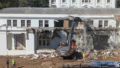 Tribunal Supremo deja a Trump seguir, por ahora, construcción del Salón de Baile en Casa Blanca; fallo obligaba a frenar obras a medianoche