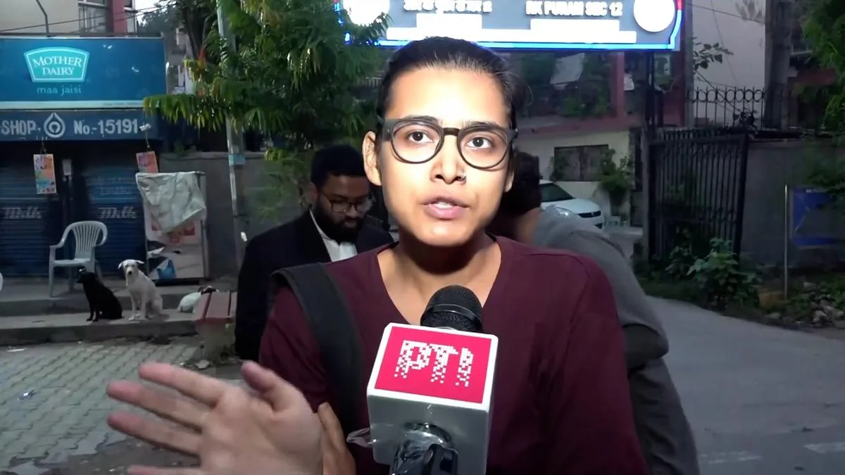 Neha Bora released after being detained from the protest march in Mandi House