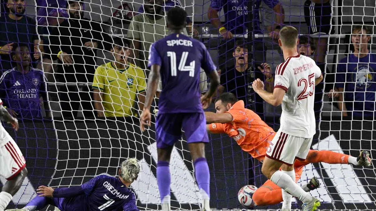 Toronto FC’s defensive woes threaten to derail playoff push