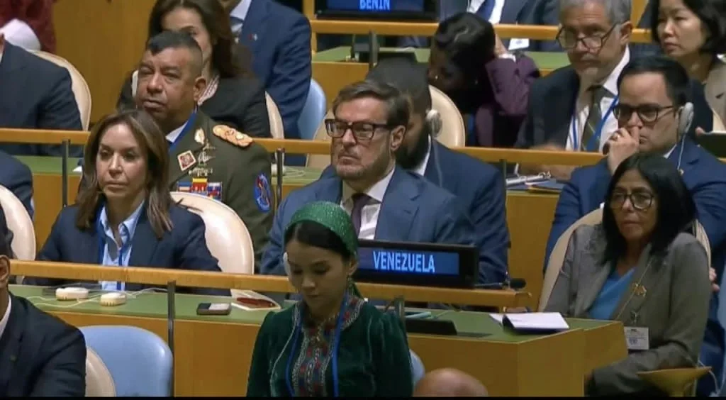 Discurso de Trump frente a Delcy Rodríguez: Reafirma tutelaje y control sobre recursos energéticos