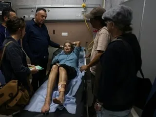Une journaliste américaine attaquée par des colons en Cisjordanie : Washington condamne la « violence criminelle »