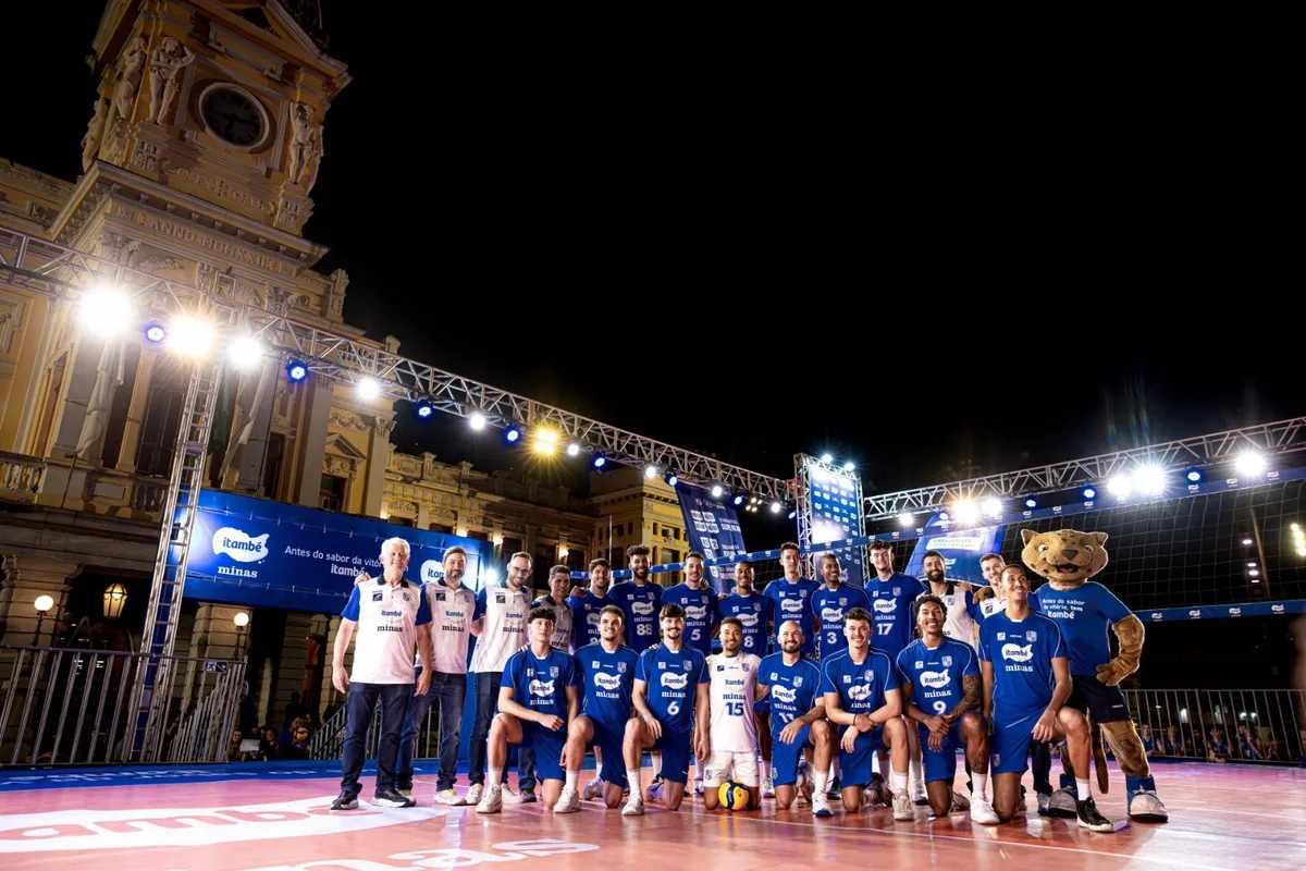 Minas apresenta time para a Superliga Masculina de Vôlei; veja elenco