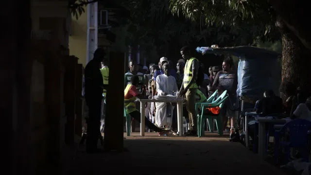 Fraca afluência marca início de votação para referendo na Guiné-Bissau