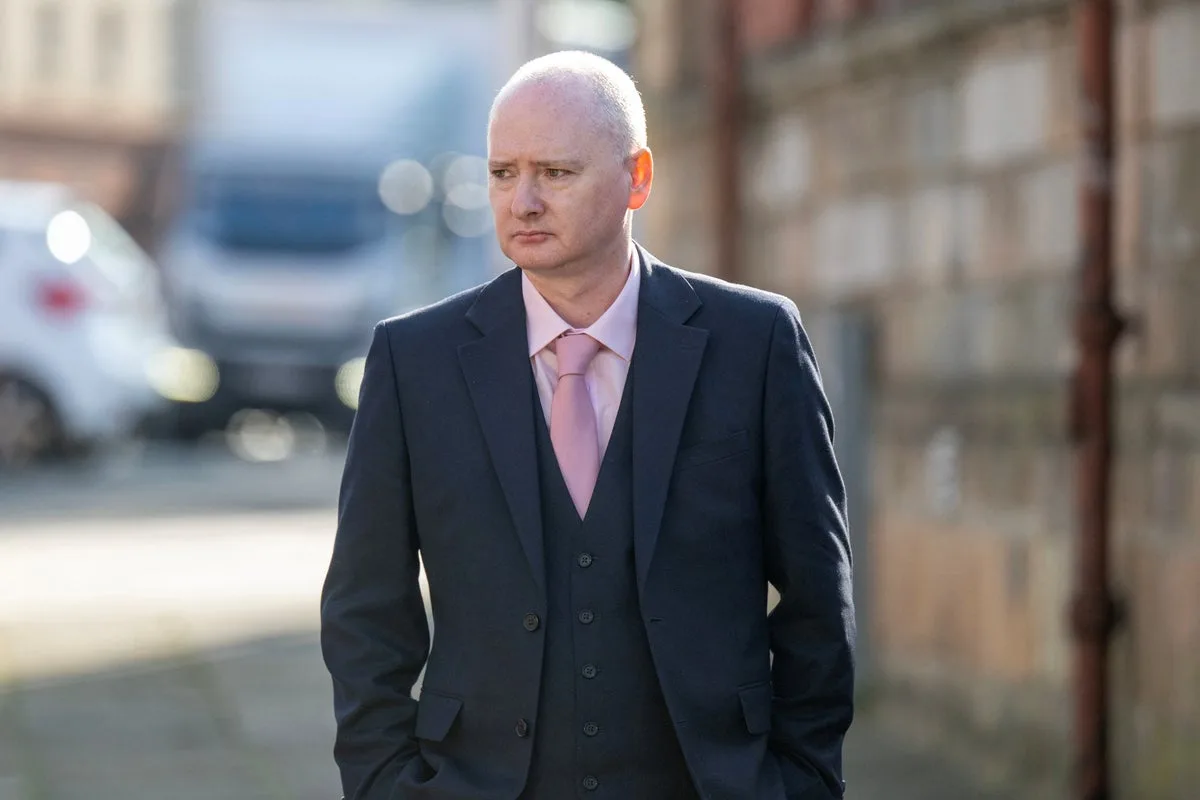 Disgraced ex-snooker champion Graeme Dott found guilty of sexually abusing children
