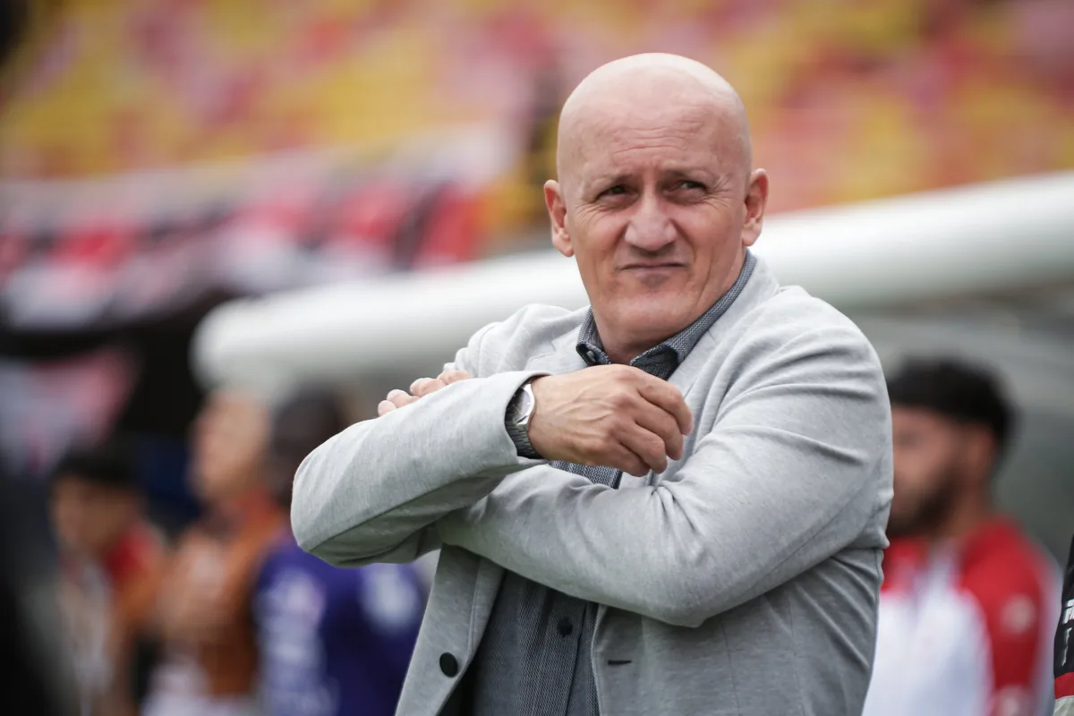 Pablo Repetto, técnico de Santa Fe, se refirió a los rumores que lo vinculan como nuevo entrenador de Nacional