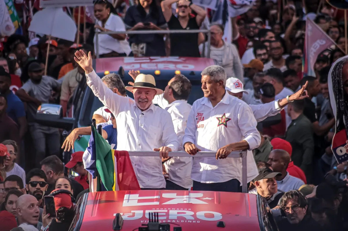 Rui Costa e Jaques Wagner lideram intenção de voto para Senado pela Bahia, aponta AtlasIntel/A Tarde