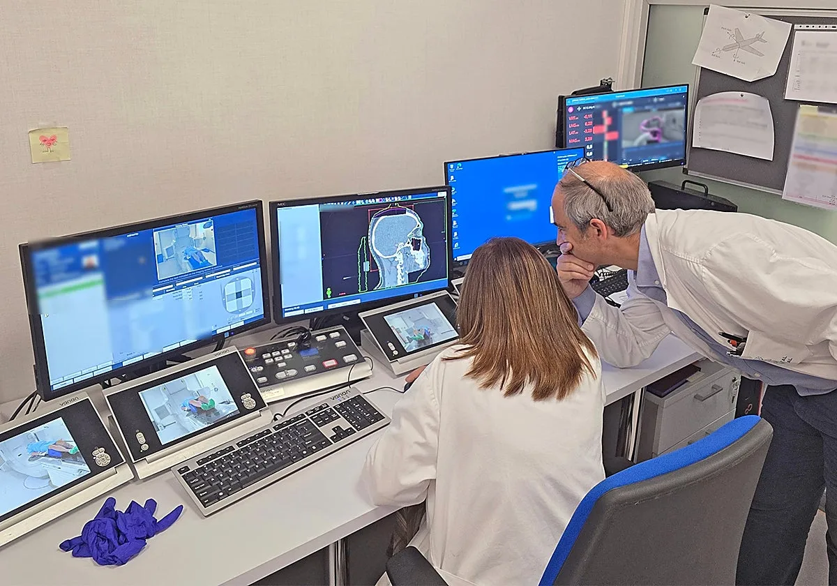 El Hospital General de Valencia incorpora la radiocirugía cerebral para tratar tumores y lesiones intracraneales