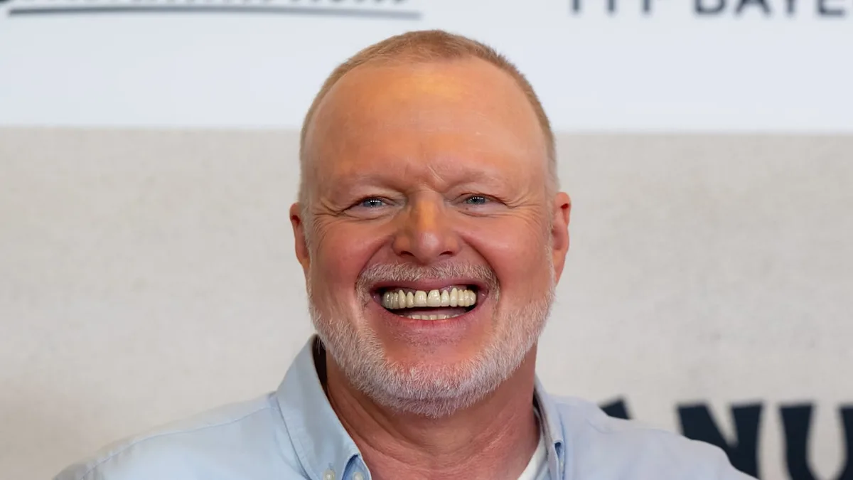 Mit Podolski, Geiss und Co. - Stefan Raab veröffentlicht neuen Song
