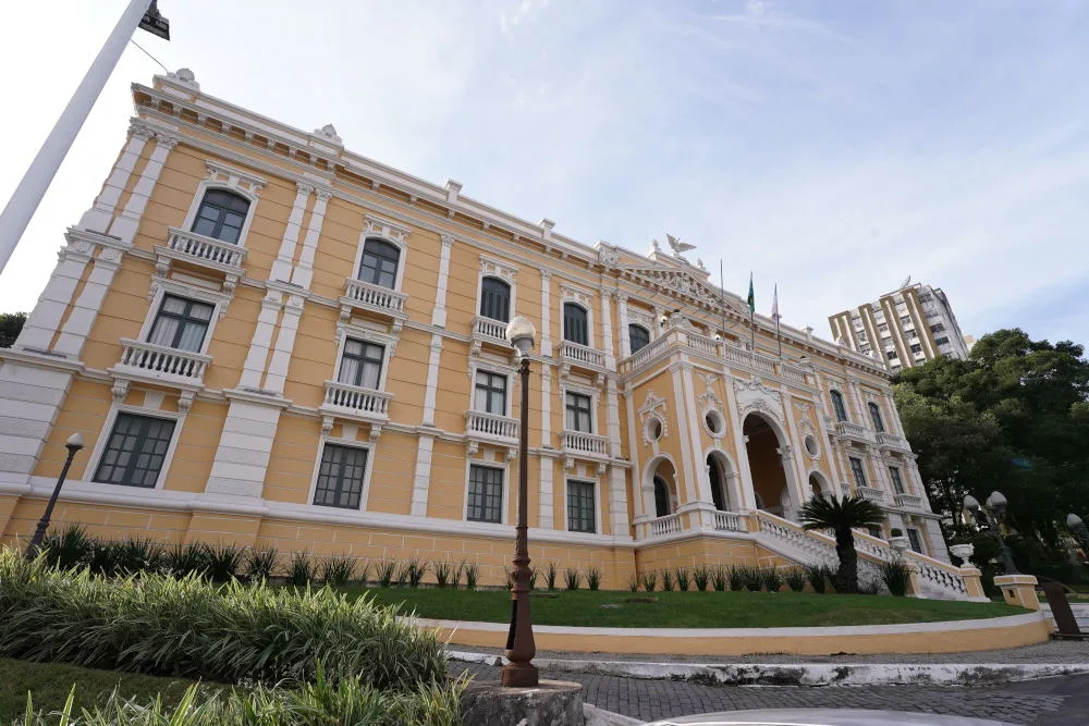 Pesquisa Quaest: 63% dos eleitores querem mudanças no governo do ES